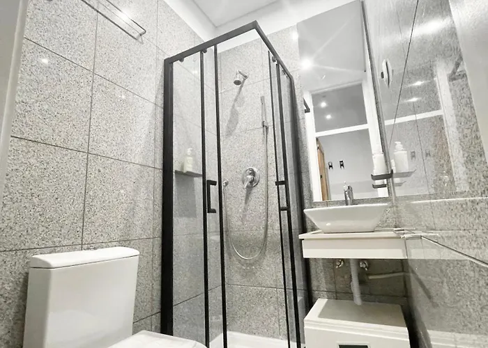 Διαμέρισμα Downtown 2bedroom Wonder