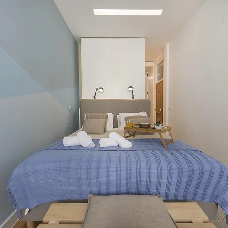 Downtown 2bedroom Wonder * Lisbon
