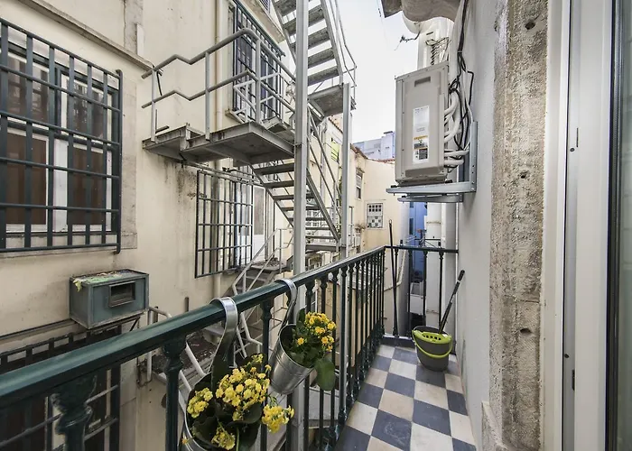 Daire Downtown 2bedroom Wonder Lisboa